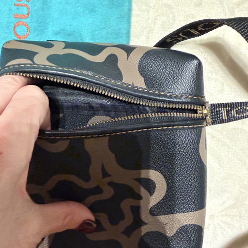 Tous leather crossbody bag like new, black and beige