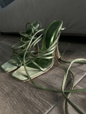 Sandals lime color with ankle straps like new, size 36