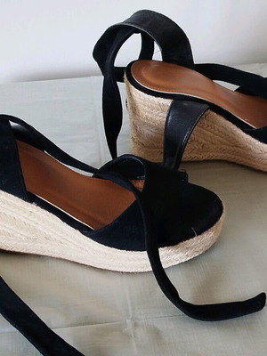 Deezee Platforms Size 39 New