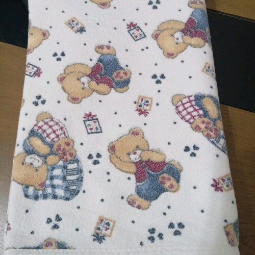 Baby blankets like new, 2 pieces, pink fleece and teddy bear design