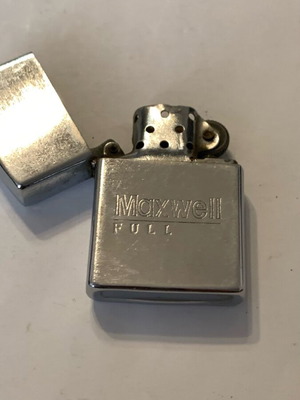 Maxwell lighter used