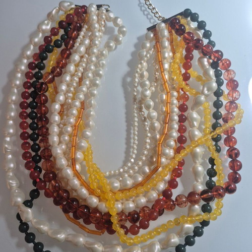 Zara necklace colorful, new with gold clasp