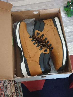 Kappa casual shoes size 42, beige and brown