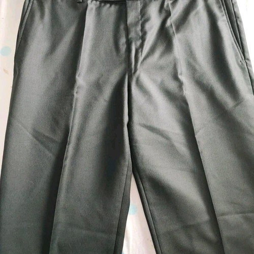 Suit pants black like new, size W46, polyester