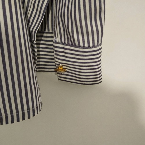 Mario Rosella women's shirt size 40 like new, black and white