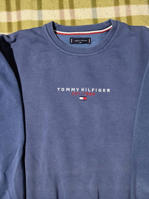 Tommy Hilfiger T-shirt like new, size XL, blue