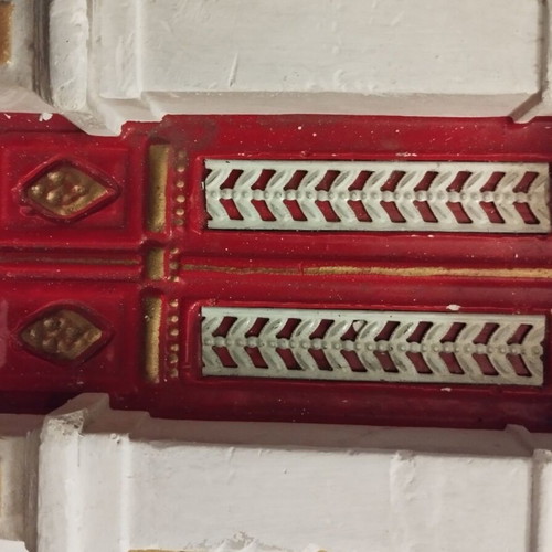 Plaster wall decor used with red door and columns 15x19 cm