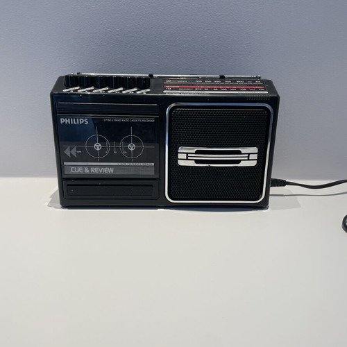 Philips D7160/00 vintage radio cassette player used for repair or decor