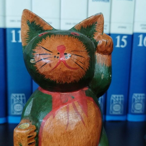 Wooden cats like new 15cm