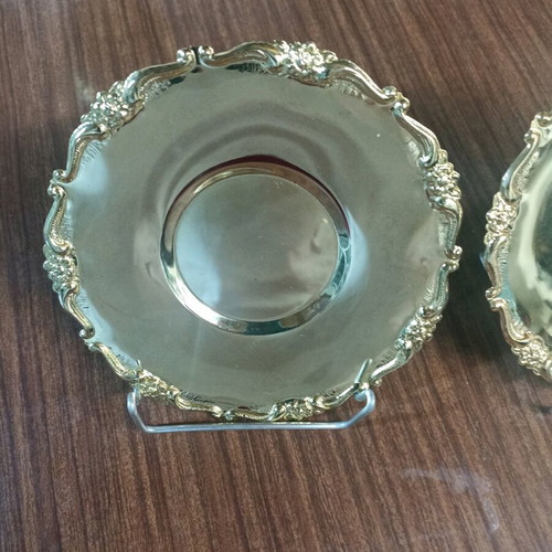 Bronze gilded plates set of 2