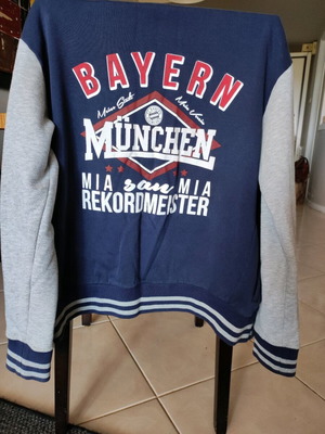 Bayern Munchen Jacket παιδικό σαν καινούργιο, γνήσιο