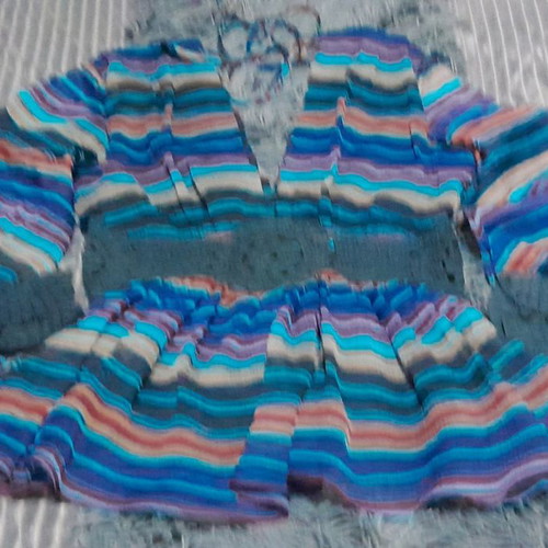 Modern blouse new with handmade knit at waist and sleeves size M