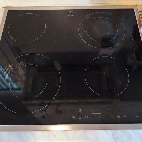 Electrolux EHF6342XOK Ceramic Hob like new, 6 zones, black