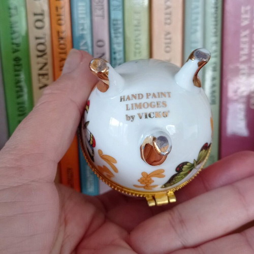 Limoges porcelain egg hinged like new with butterfly design