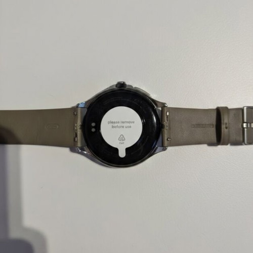 Xiaomi Watch 2 Pro LTE like new with stainless steel and AMOLED display