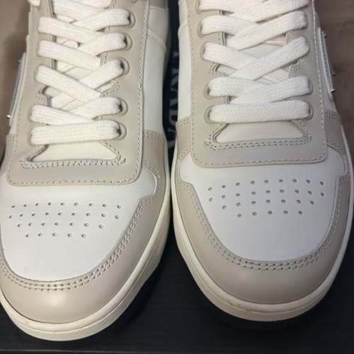 Prada sneakers like new, size 39.5, white and beige