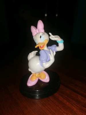 Daisy Duck Disney figure used by DeAgostini