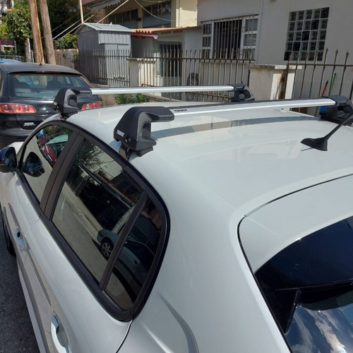 Thule WingBar Edge Roof Bars 95cm with 720500 Bases like new