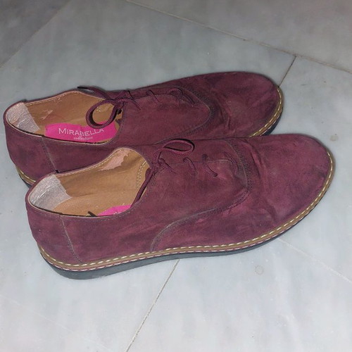 Shoes used, size 39, burgundy