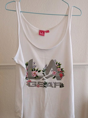 L.A. Gear gym t-shirt like new, white