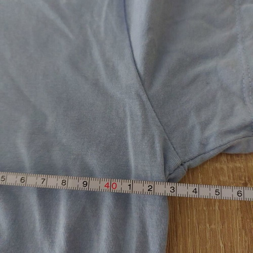 Stradivarius women's T-shirt medium blue cotton like new