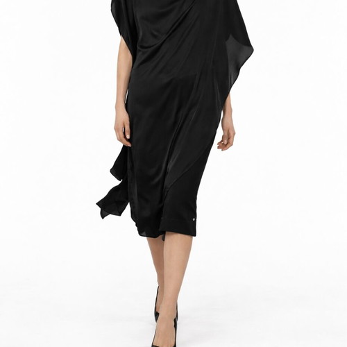 Zara cape new with tags, black, size M