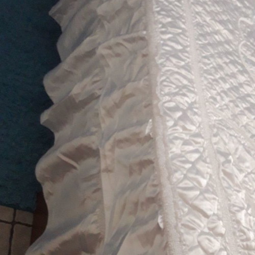 Kentia double quilt used with two cotton satin pillowcases
