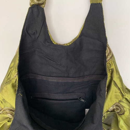 Summer bag new, embroidered shiny fabric