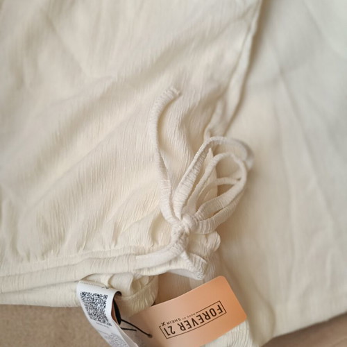 Pants airy cream XS new with tags, cool fabric