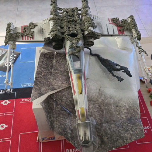 Star Wars Luke Skywalker X-Wing με Dagobah και R2-D2 μεταχειρισμένο