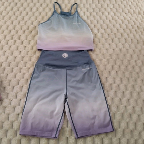 Maui & Sons sports set like new, top and leggings size L