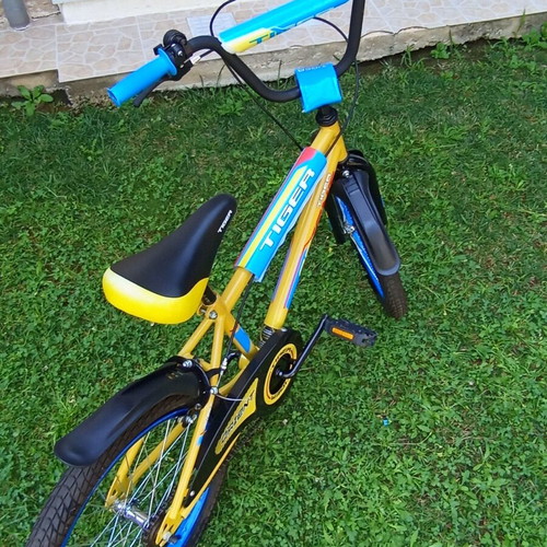 Children's bicycle like new, city type with V-Brakes