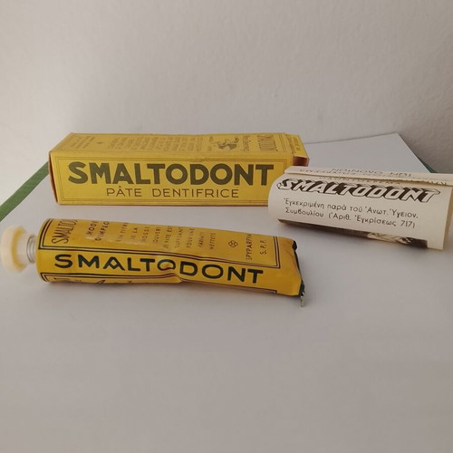 Smaltodont vintage Greek toothpaste like new in original box