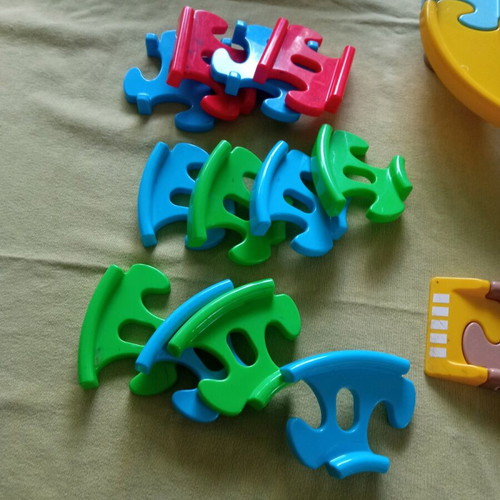 Imaginarium baby track and garage assembly set like new