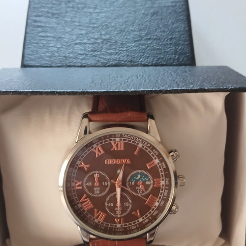 Geneva men's watch classic chronograph style with brown leather strap new