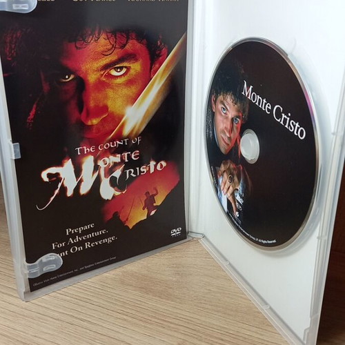 The Count Of Monte Cristo DVD like new with English subtitles