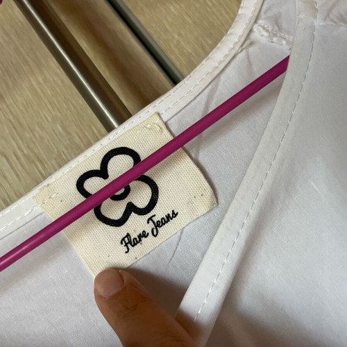 White cotton blouse like new, size S