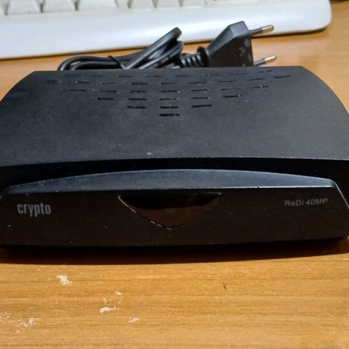 Crypto decoder used without remote control