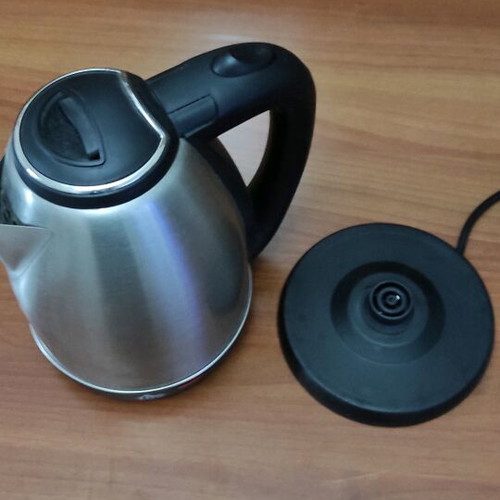 Black-silver kettle like new