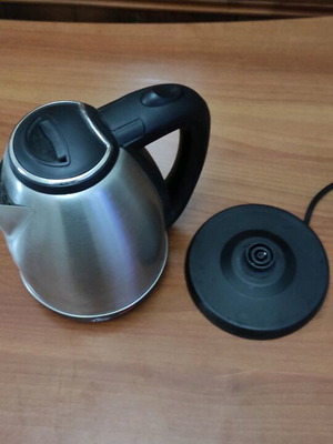Black-silver kettle like new