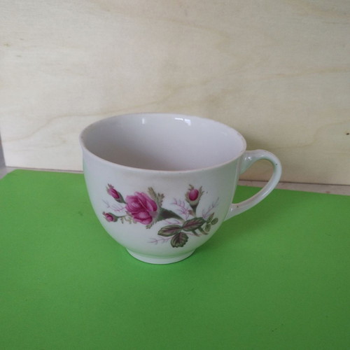Retro SAC Porcelain cup with roses like new