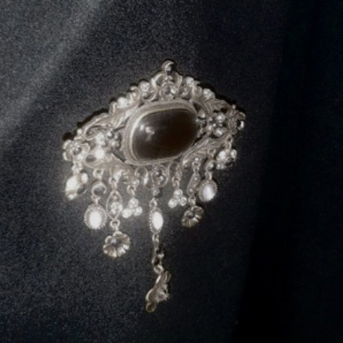 Vintage brooch large, like new, black and silver