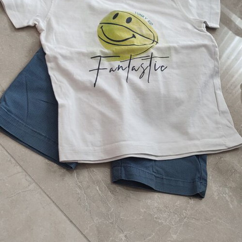 Funky set with short sleeve and bermuda, like new, white and blue