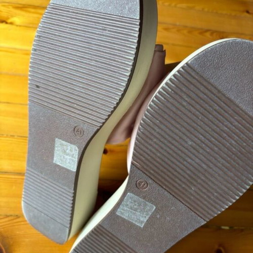 B-soft slippers size 41 like new, pink