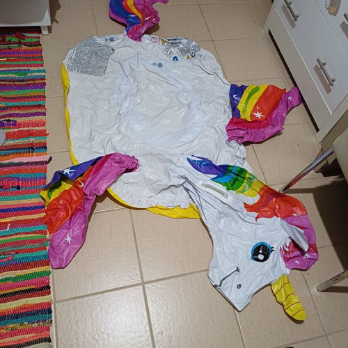 Children's inflatable unicorn like new