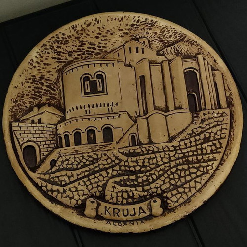 Collectible ceramic wall plate Kruja Castle Albania like new