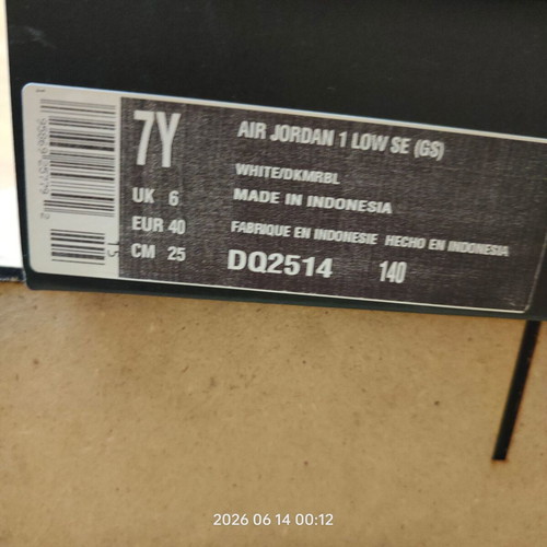 Air Jordan 1 Low SE GS size 40 new white and blue sneakers