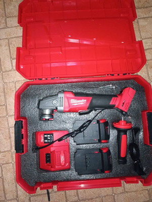 Ъглошлайф Milwaukee M18 BMT на батерии нов