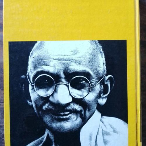 Mondadori Files Gandhi used, objective biography
