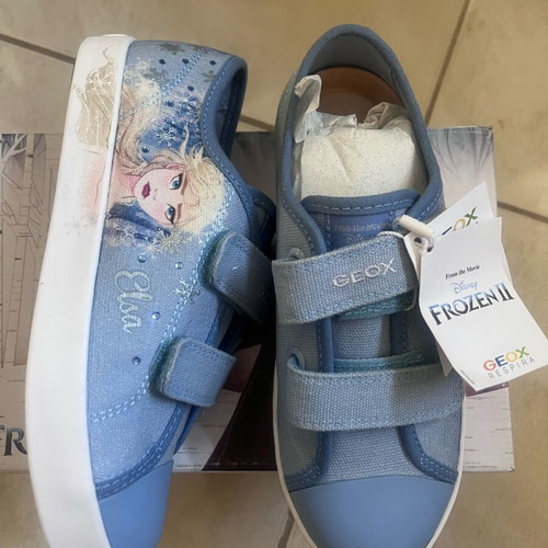 Geox sneakers brand new, size 34, blue